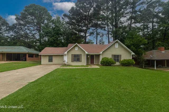 $1,950 | 108 Wildwood Lane, Brandon, MS 39047