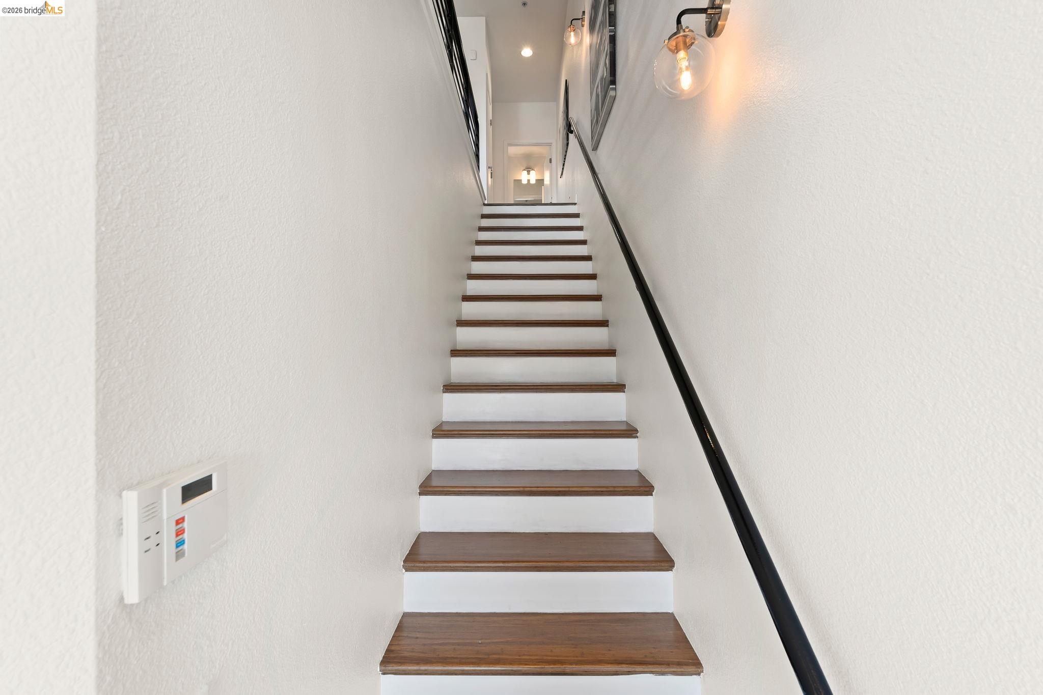 1780 12th Street Oakland, CA 94607 - Photo 4 of 31 a view of entryway