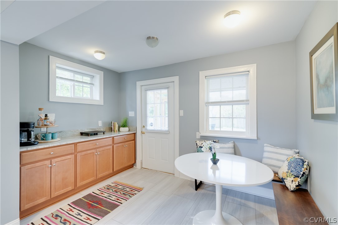 807 Edgehill Road Richmond, VA 23222 - Photo 20 of 46 View from front of kitchen looking towards back do