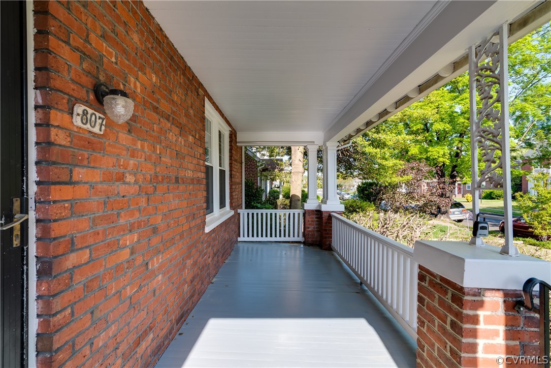 807 Edgehill Road Richmond, VA 23222 - Photo 2 of 46 Large front sitting porch.