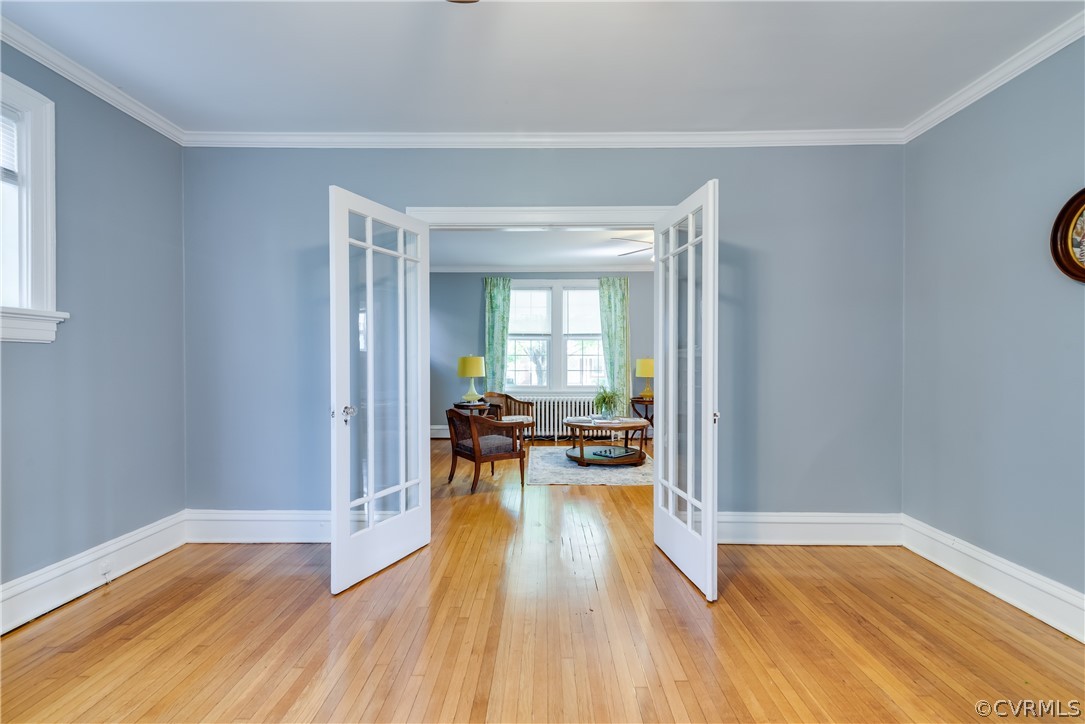 807 Edgehill Road Richmond, VA 23222 - Photo 10 of 46 View from dining room looking into front living ro