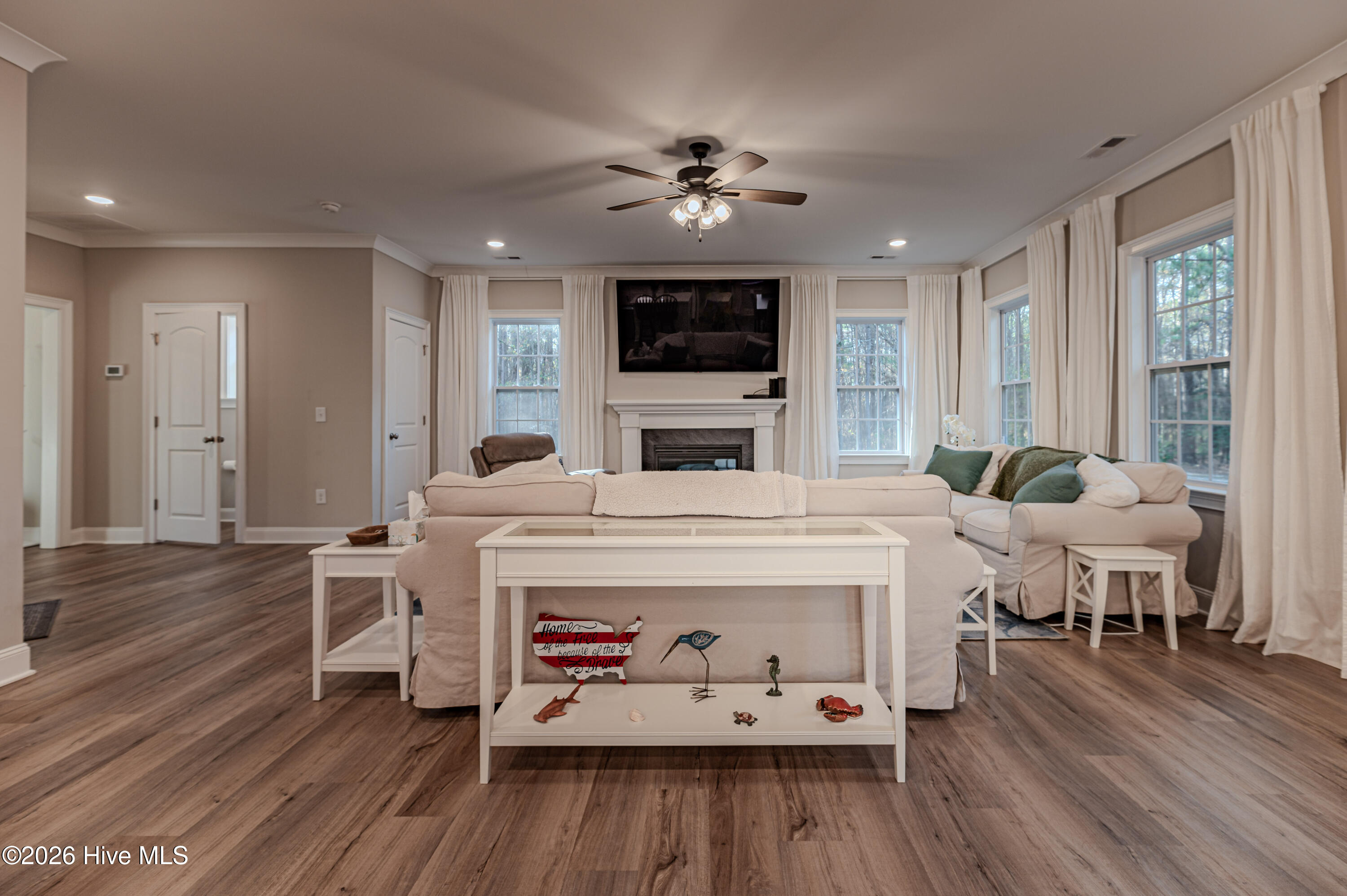 760 Daphne Lane Vass, NC 28394 - Photo 8 of 29 Living Room