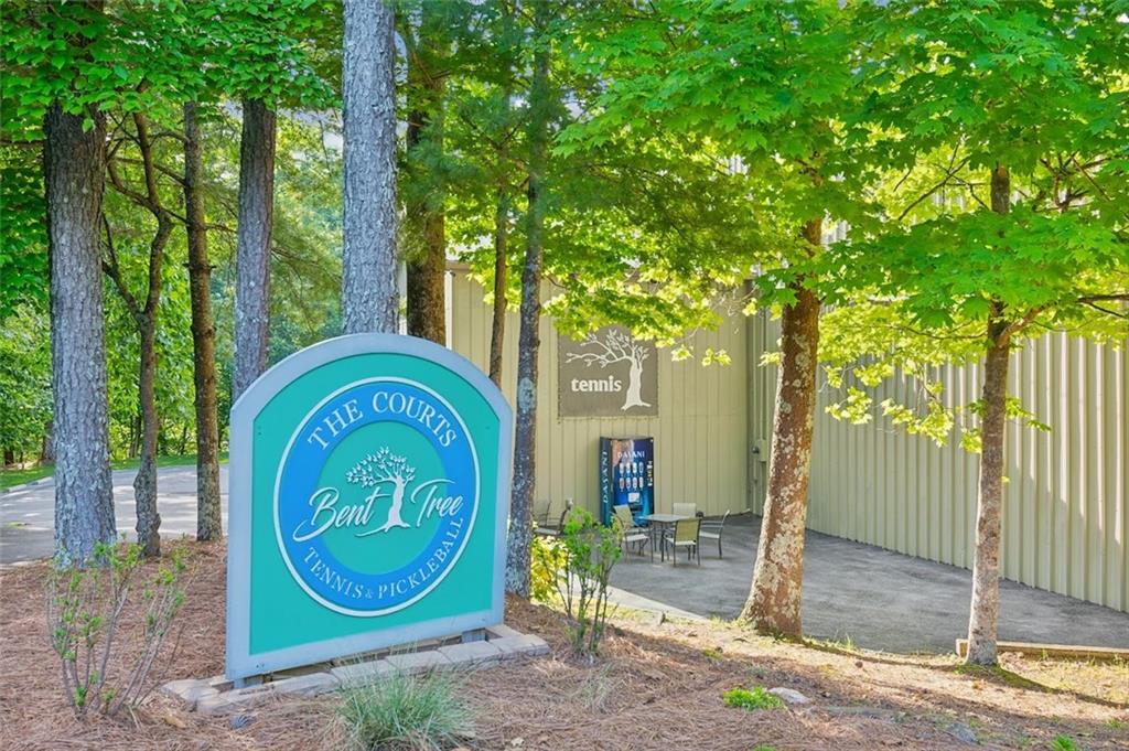 295 Starcross Lane Jasper, GA 30143 - Photo 55 of 65 a sign that is on the side of the road