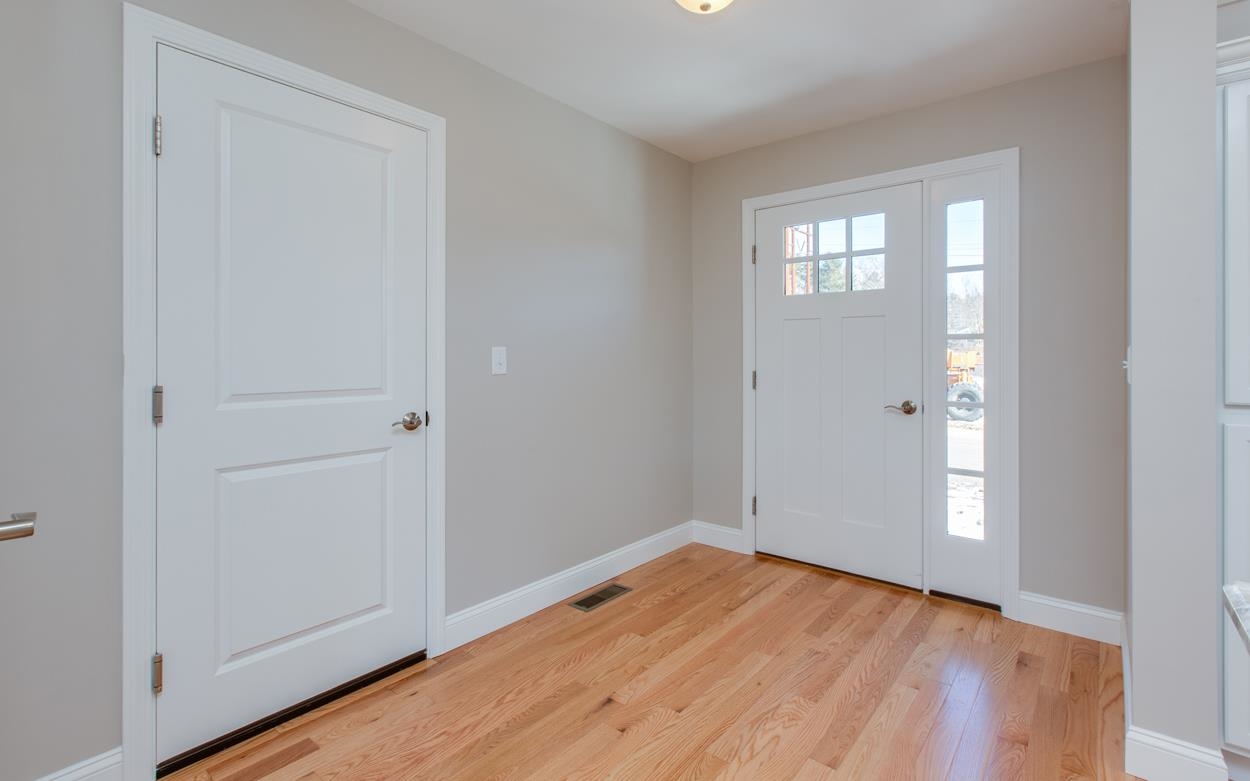 65 Abacoa Road Pelham, NH 03076 - Photo 14 of 40