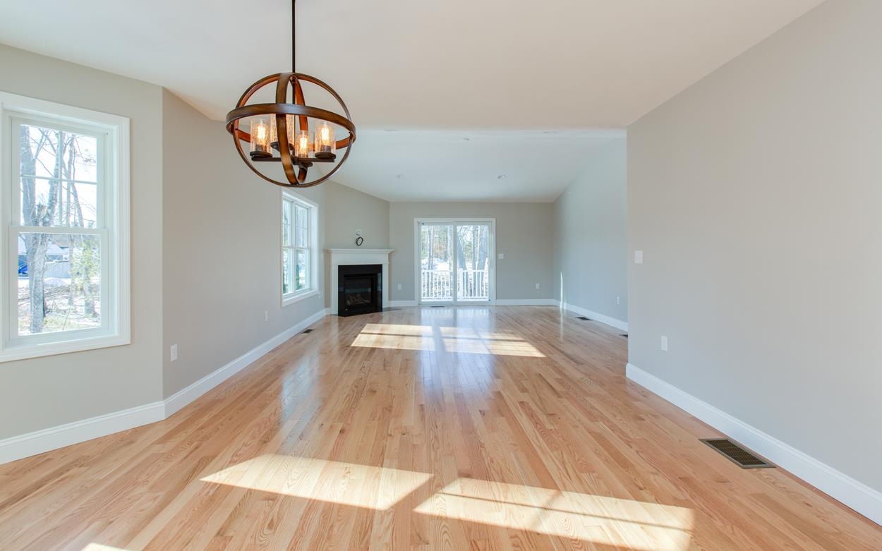 65 Abacoa Road Pelham, NH 03076 - Photo 15 of 40