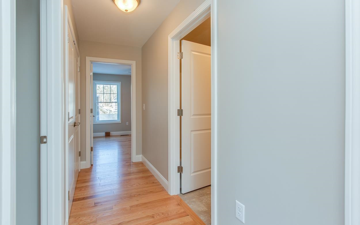 65 Abacoa Road Pelham, NH 03076 - Photo 28 of 40