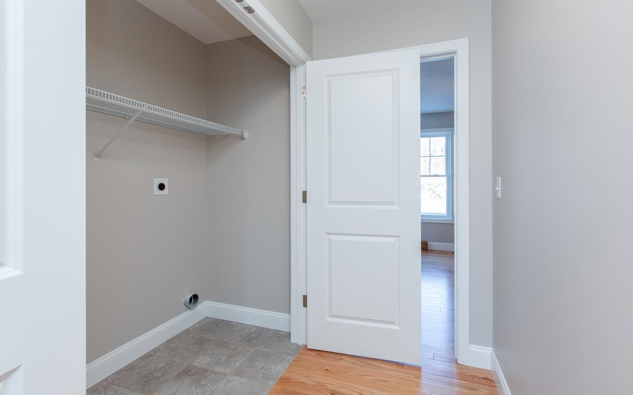 65 Abacoa Road Pelham, NH 03076 - Photo 30 of 40