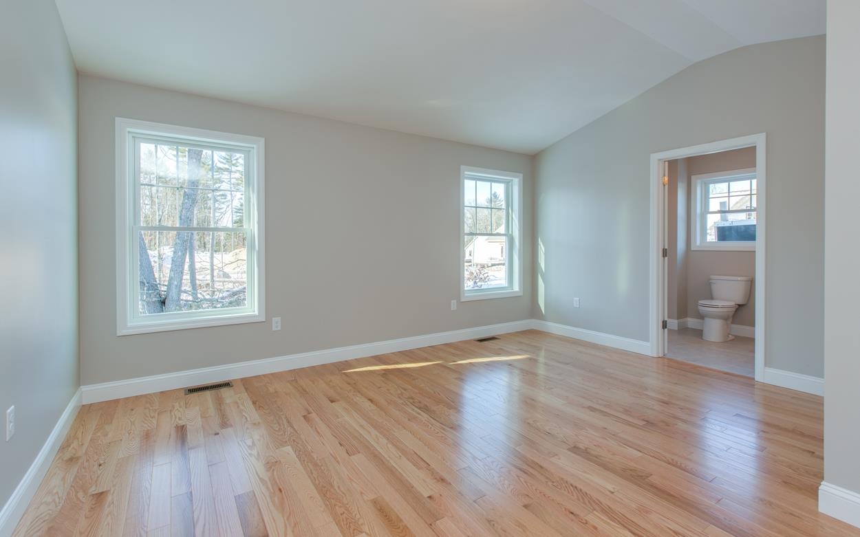65 Abacoa Road Pelham, NH 03076 - Photo 32 of 40