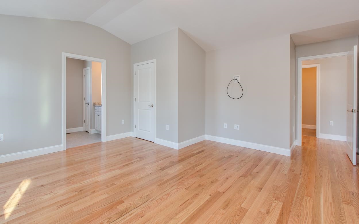 65 Abacoa Road Pelham, NH 03076 - Photo 34 of 40