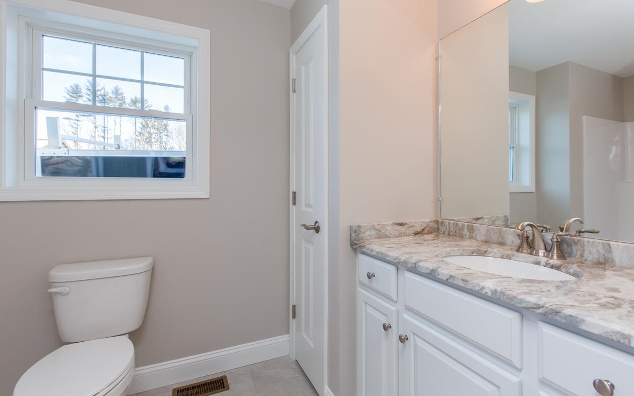 65 Abacoa Road Pelham, NH 03076 - Photo 37 of 40