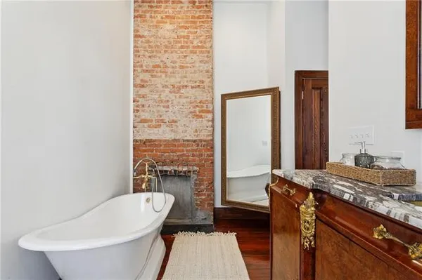 $1,199,000 | 936 Esplanade Avenue, New Orleans, LA 70116