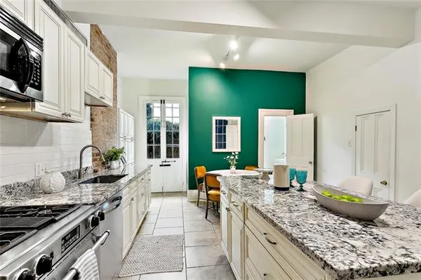 $1,199,000 | 936 Esplanade Avenue, New Orleans, LA 70116