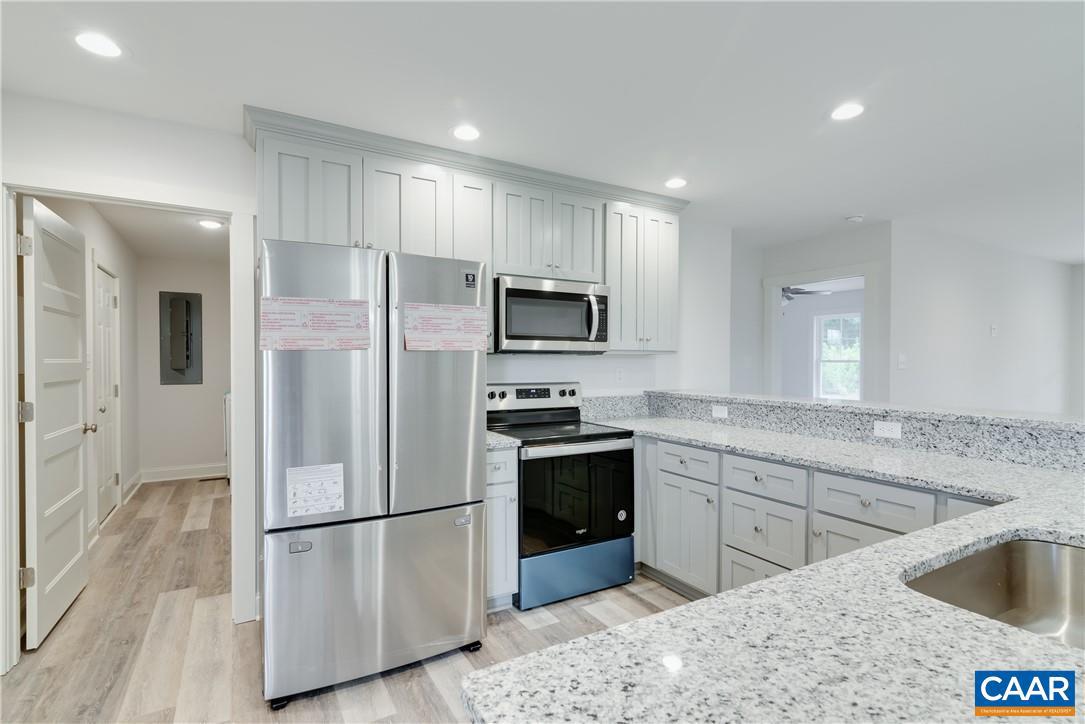 6337 Community House Road Columbia, VA 23038 - Photo 8 of 14