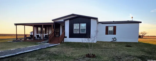 $875,000 | 7017 County Road 2253, Odem, TX 78370