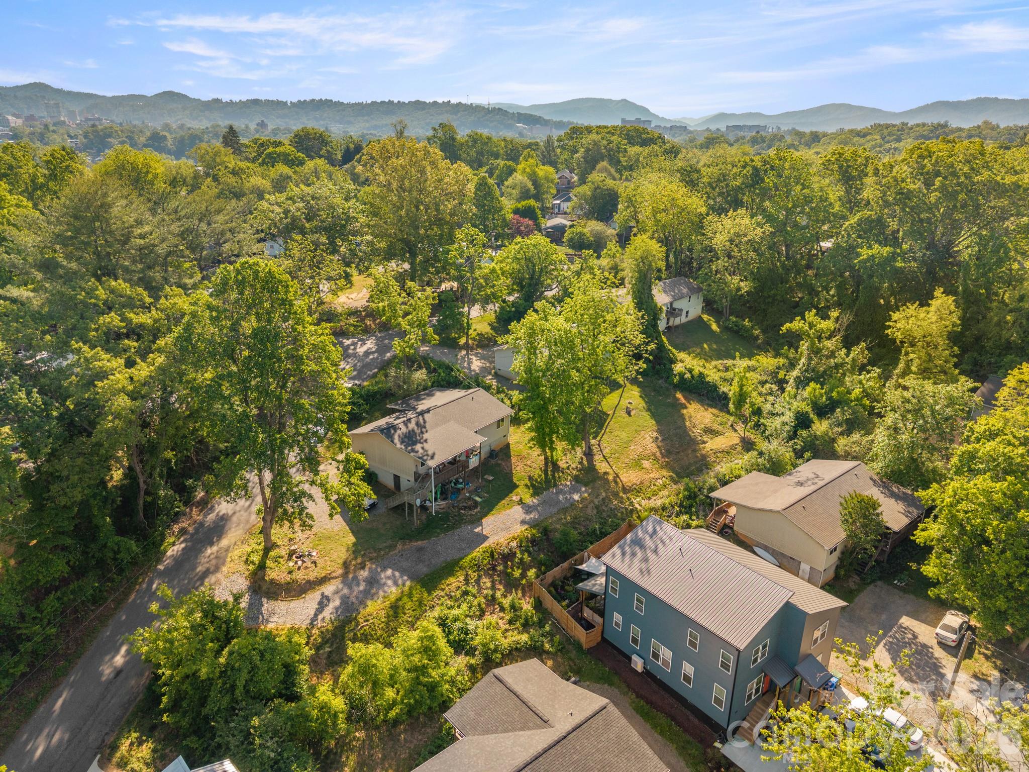 104 Millbrook Road Asheville, NC 28806 - Photo 13 of 16