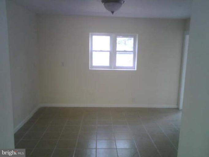 266 Peninsula Farm Road Arnold, MD 21012 - Photo 5 of 9 Dining Room