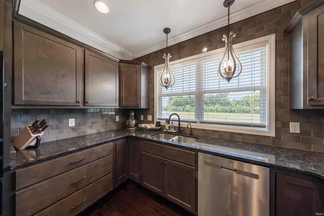 $499,900 | 15333 Reading Drive, Evansville, IN 47725