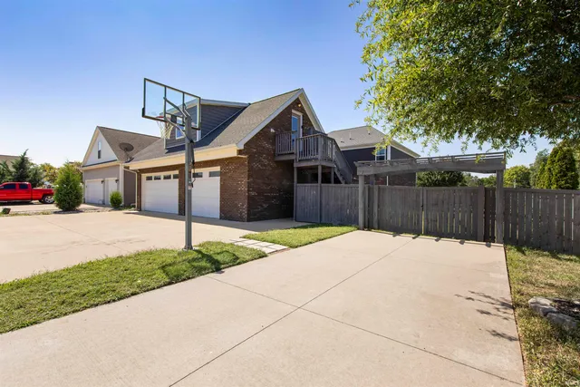 $499,900 | 15333 Reading Drive, Evansville, IN 47725