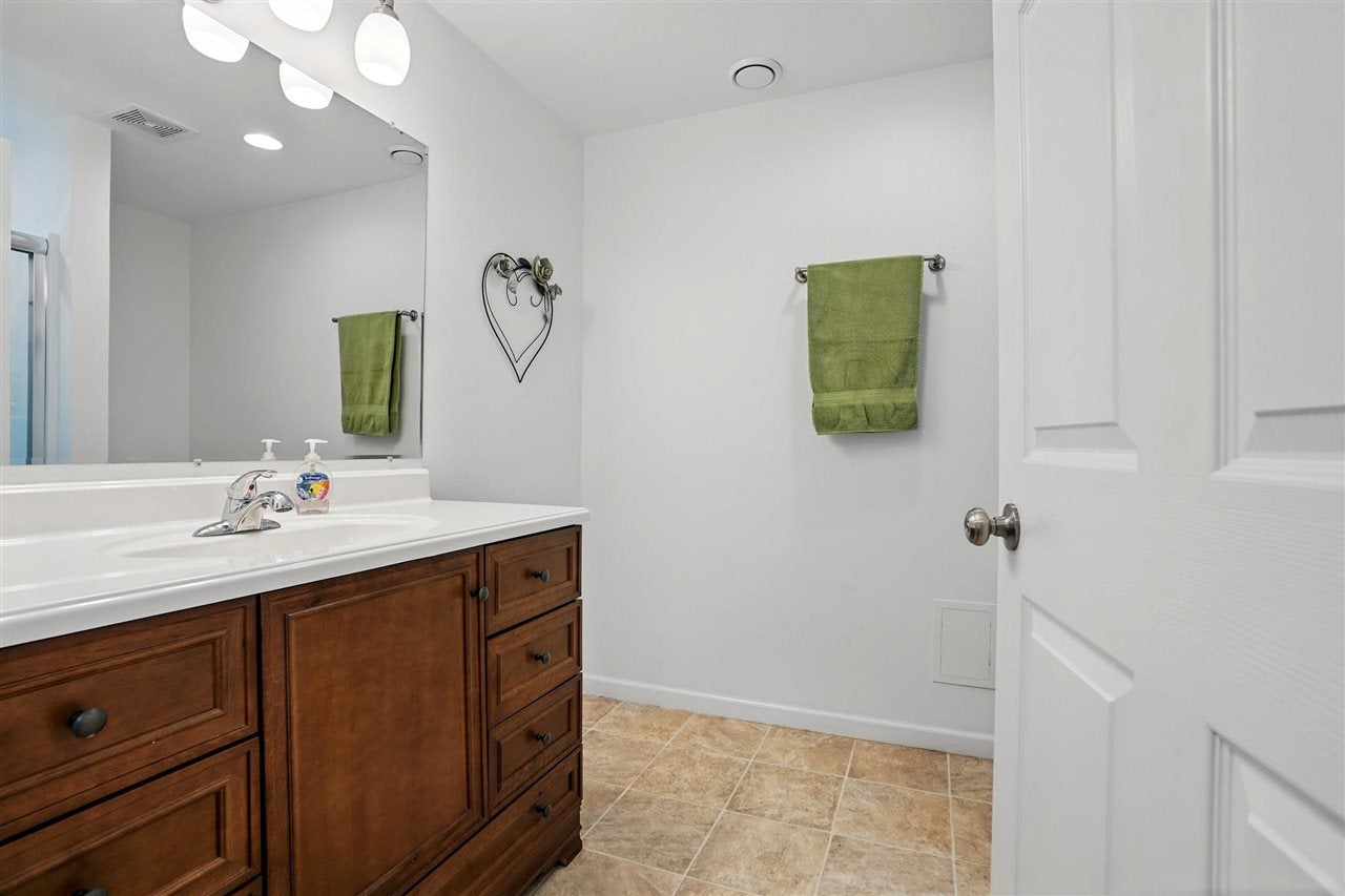 2320 Rice Ridge Lane Northeast North Liberty, IA 52317 - Photo 39 of 71 Lower Level Bath