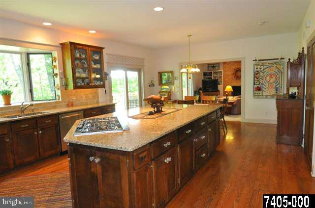 815 Upland Road York, PA 17403 - Photo 7 of 25 Gallery Image 7