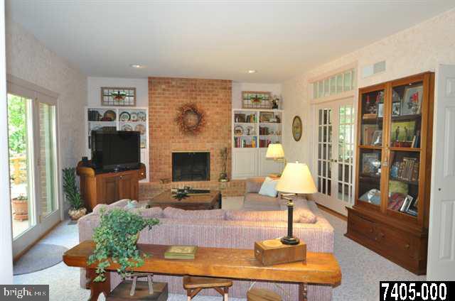 815 Upland Road York, PA 17403 - Photo 8 of 25 Gallery Image 8