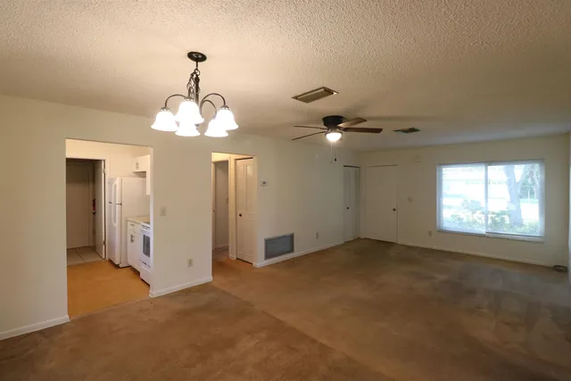 $1,700 | 253 Laguna Court, St. Augustine, FL 32086