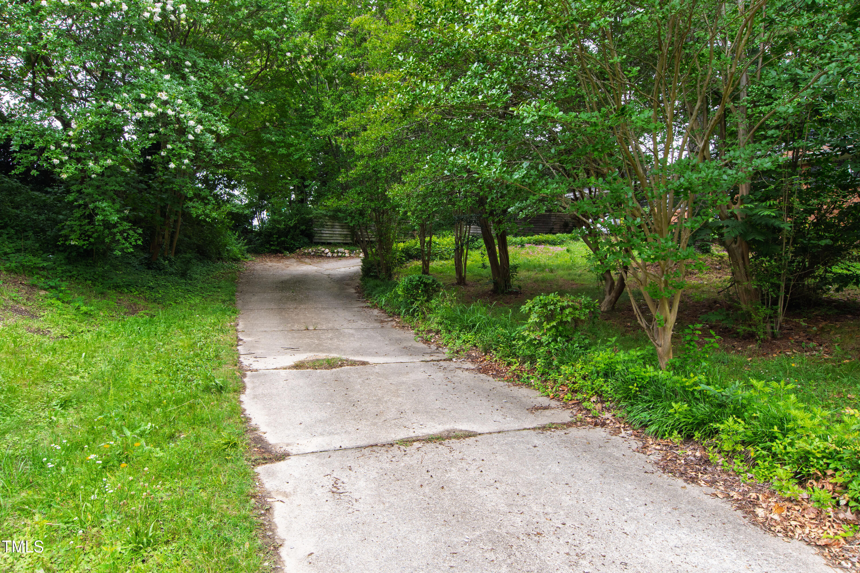 720 Sherrybrook Drive Raleigh, NC 27610 - Photo 10 of 14 9 Sherrybrook (14)