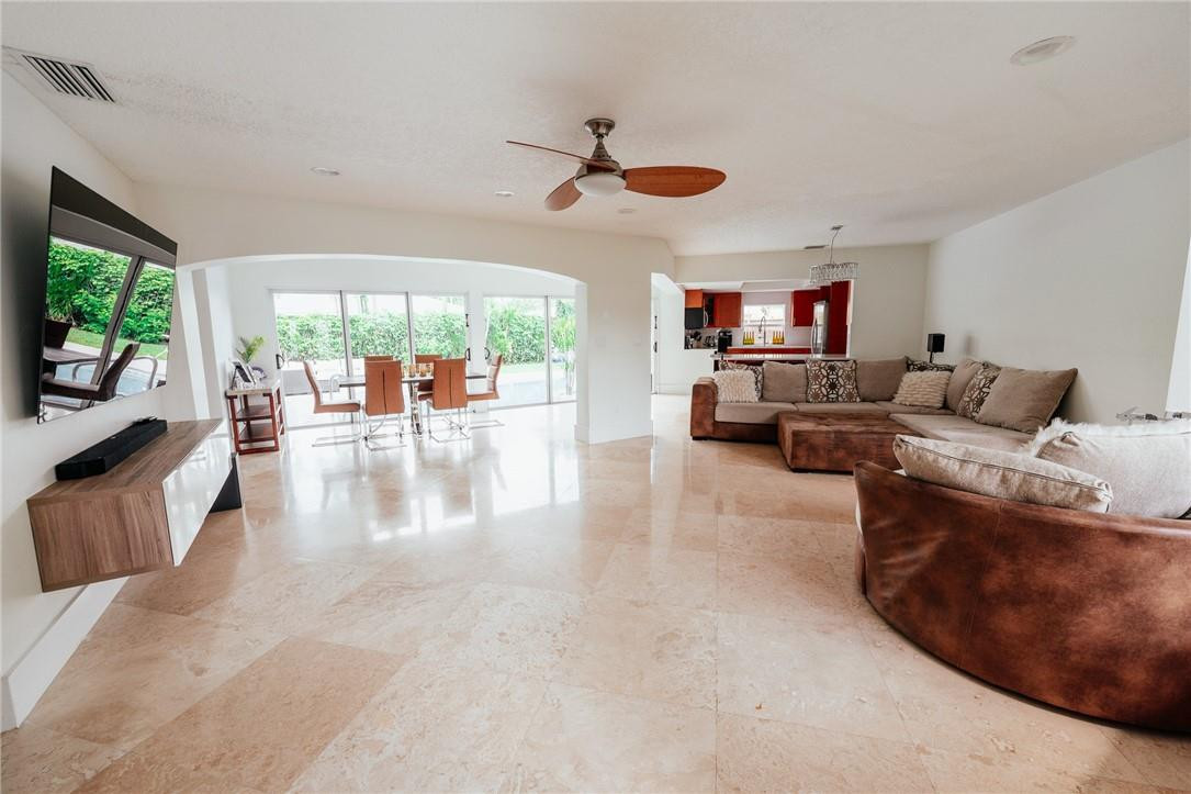 1041 Southwest 9th Terrace Boca Raton, FL 33486 - Photo 3 of 37 Photo 3