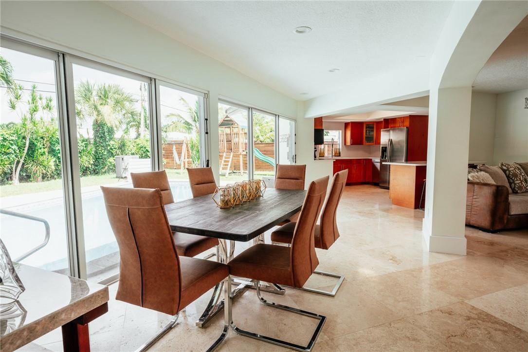 1041 Southwest 9th Terrace Boca Raton, FL 33486 - Photo 5 of 37 Photo 5