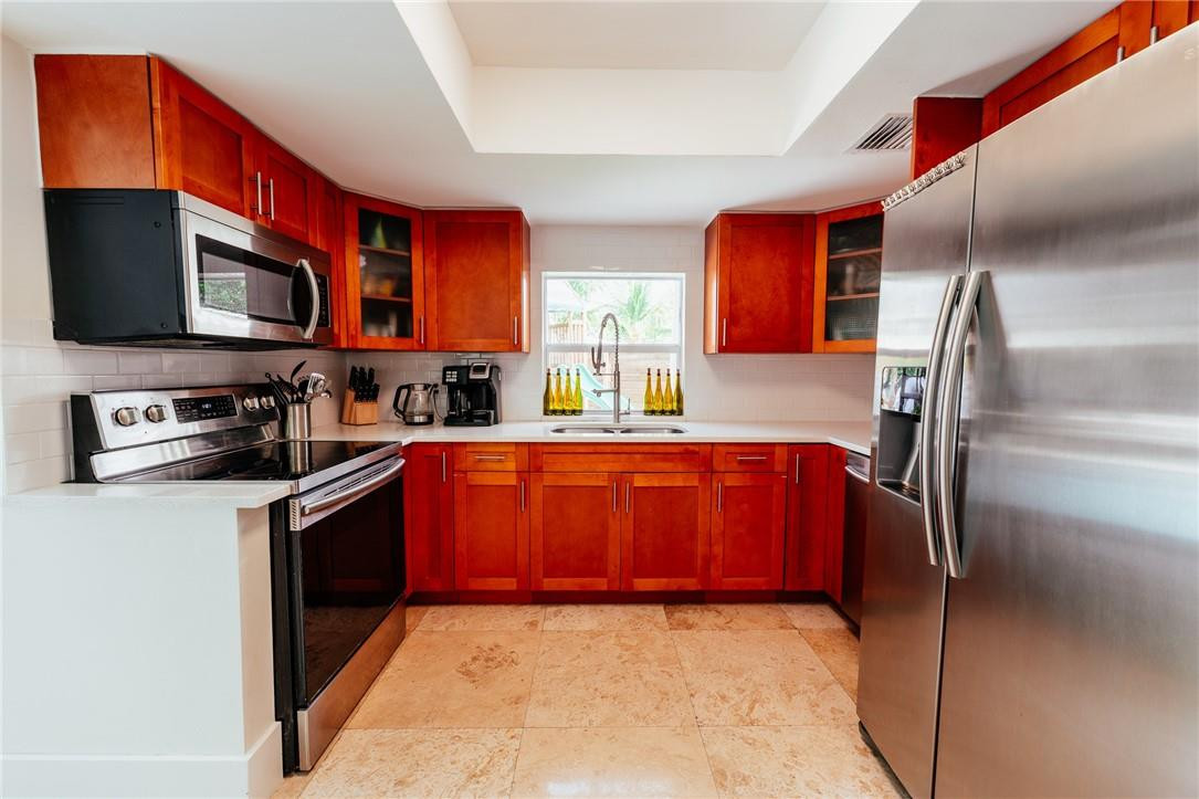 1041 Southwest 9th Terrace Boca Raton, FL 33486 - Photo 7 of 37 Photo 7