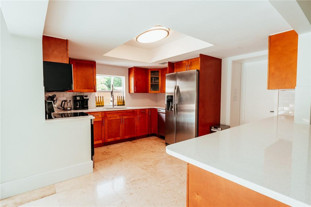 1041 Southwest 9th Terrace Boca Raton, FL 33486 - Photo 9 of 37 Photo 9