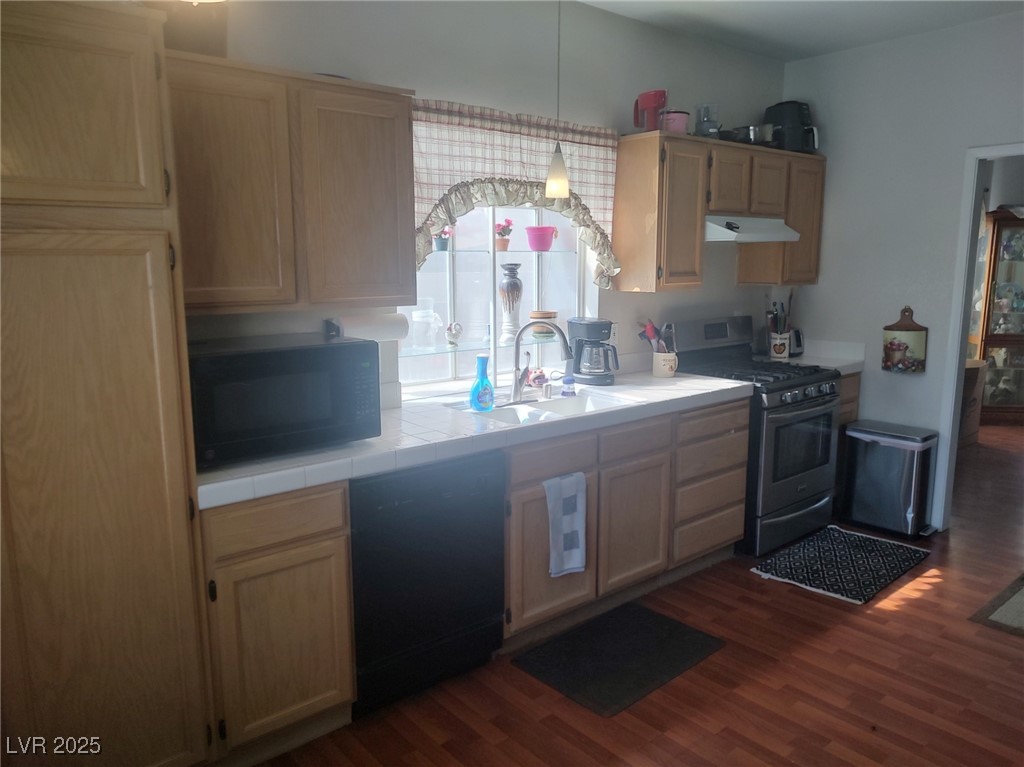 424 Wright Way Henderson, NV 89015 - Photo 8 of 11