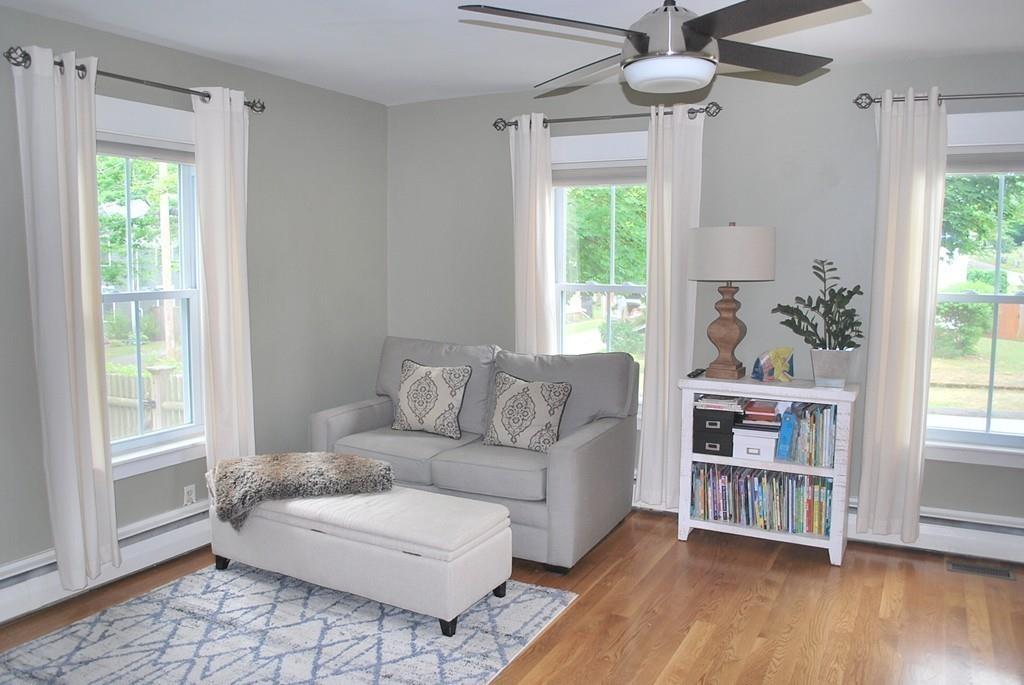39 Federal Street Reading, MA 01867 - Photo 8 of 21 Gallery Image 8