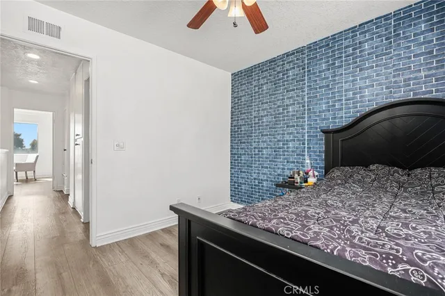 $1,078,800 | 26 Helena, Unit 69, Irvine, CA 92604