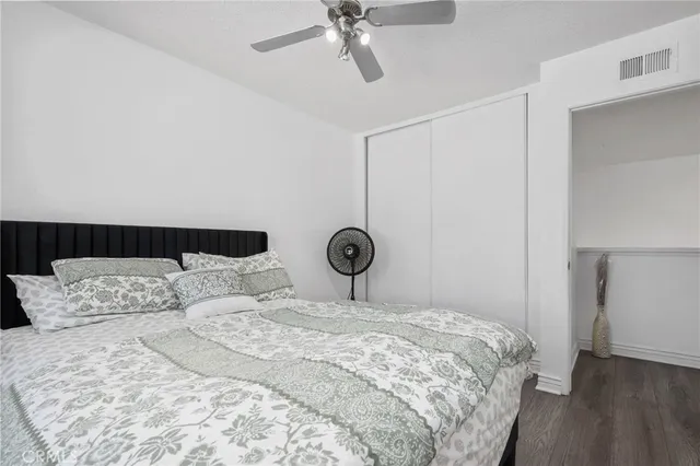 $1,078,800 | 26 Helena, Unit 69, Irvine, CA 92604