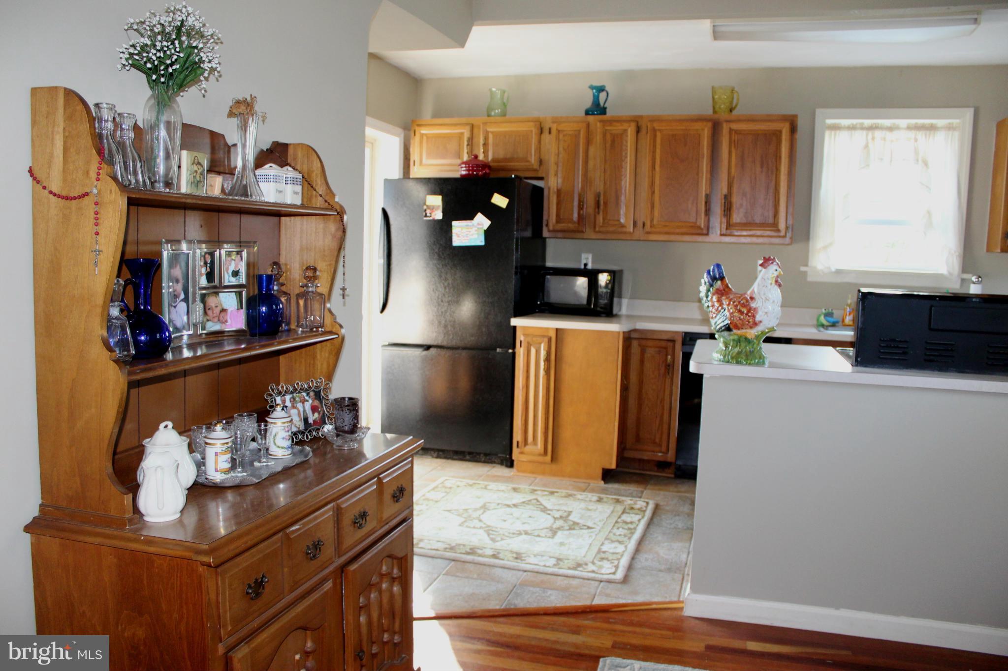 1021 Fairview Road Hagerstown, MD 21742 - Photo 5 of 23 Kitchen