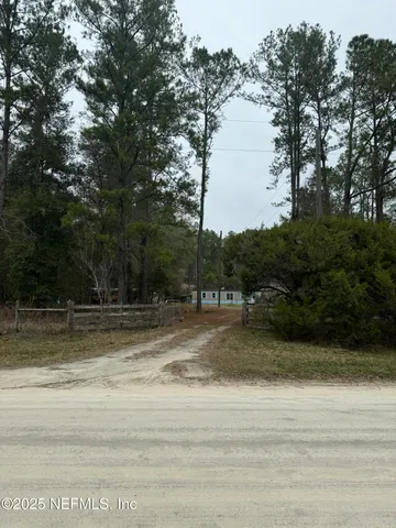 $215,000 | 23216 Northeast 35th Avenue, Melrose, FL 32666