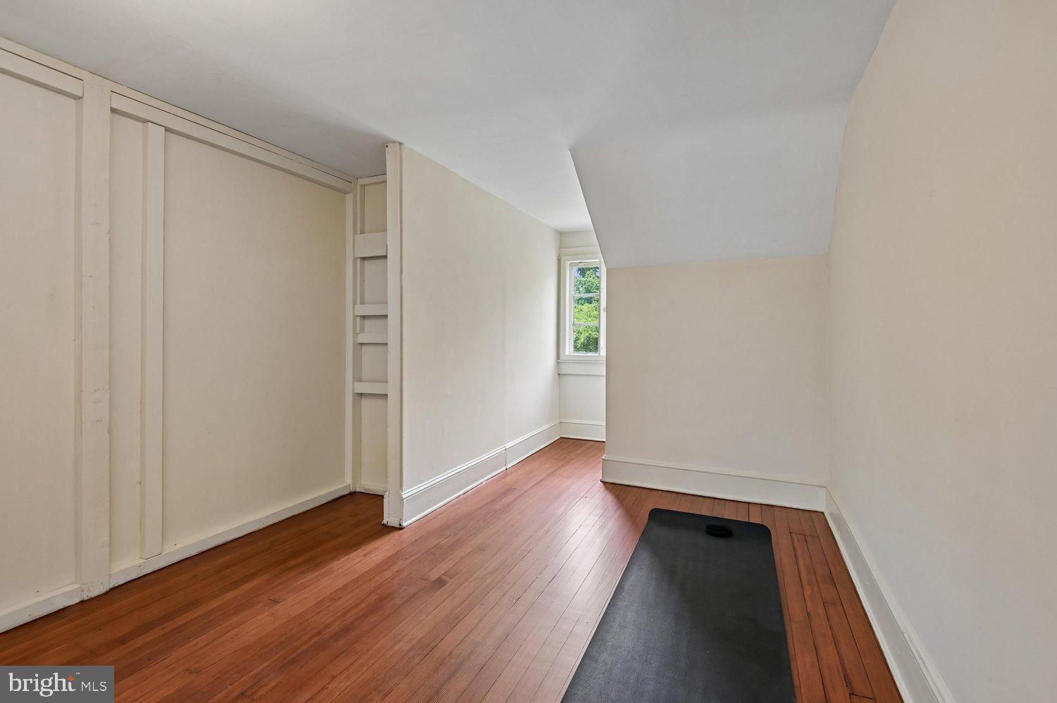 2209 Ken Oak Road Baltimore, MD 21209 - Photo 61 of 81 Bedroom 6