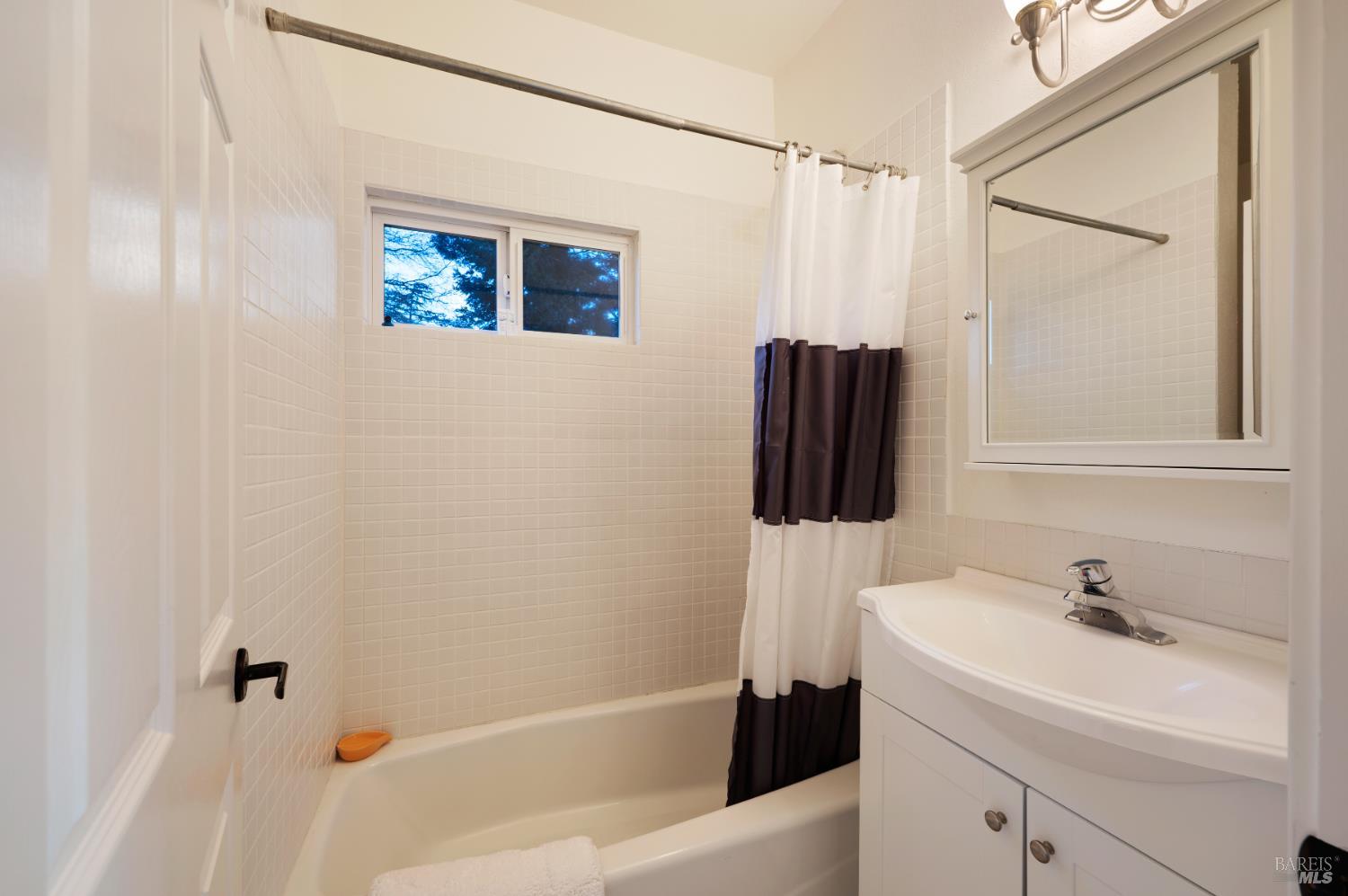 2557 Trinity Road Glen Ellen, CA 95442 - Photo 35 of 50