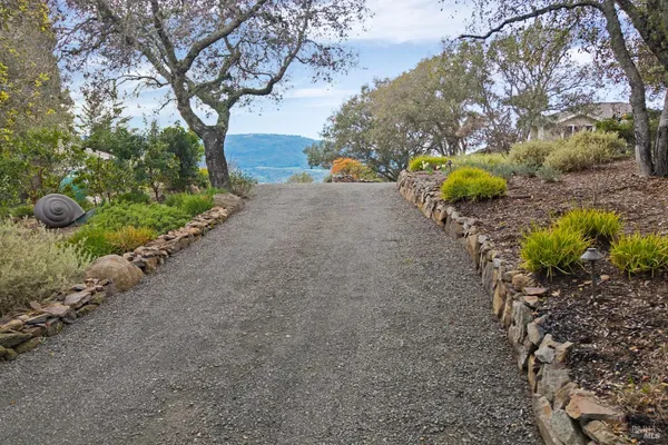 $3,750,000 | 2557 Trinity Road, Glen Ellen, CA 95442