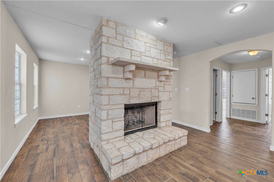 131 Gehler Circle Nolanville, TX 76559 - Photo 6 of 28