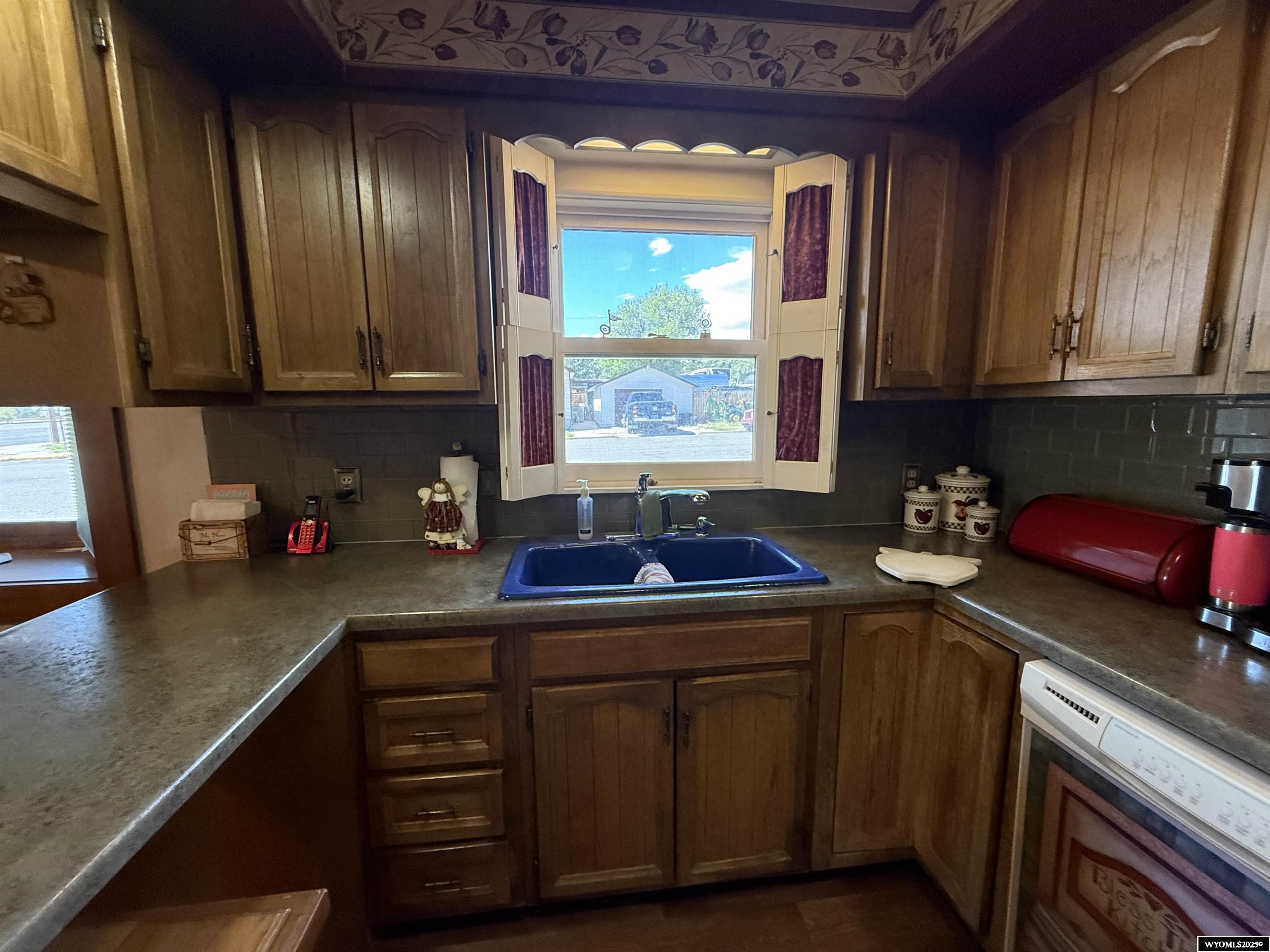 115 North 13th Street Thermopolis, WY 82443 - Photo 28 of 40