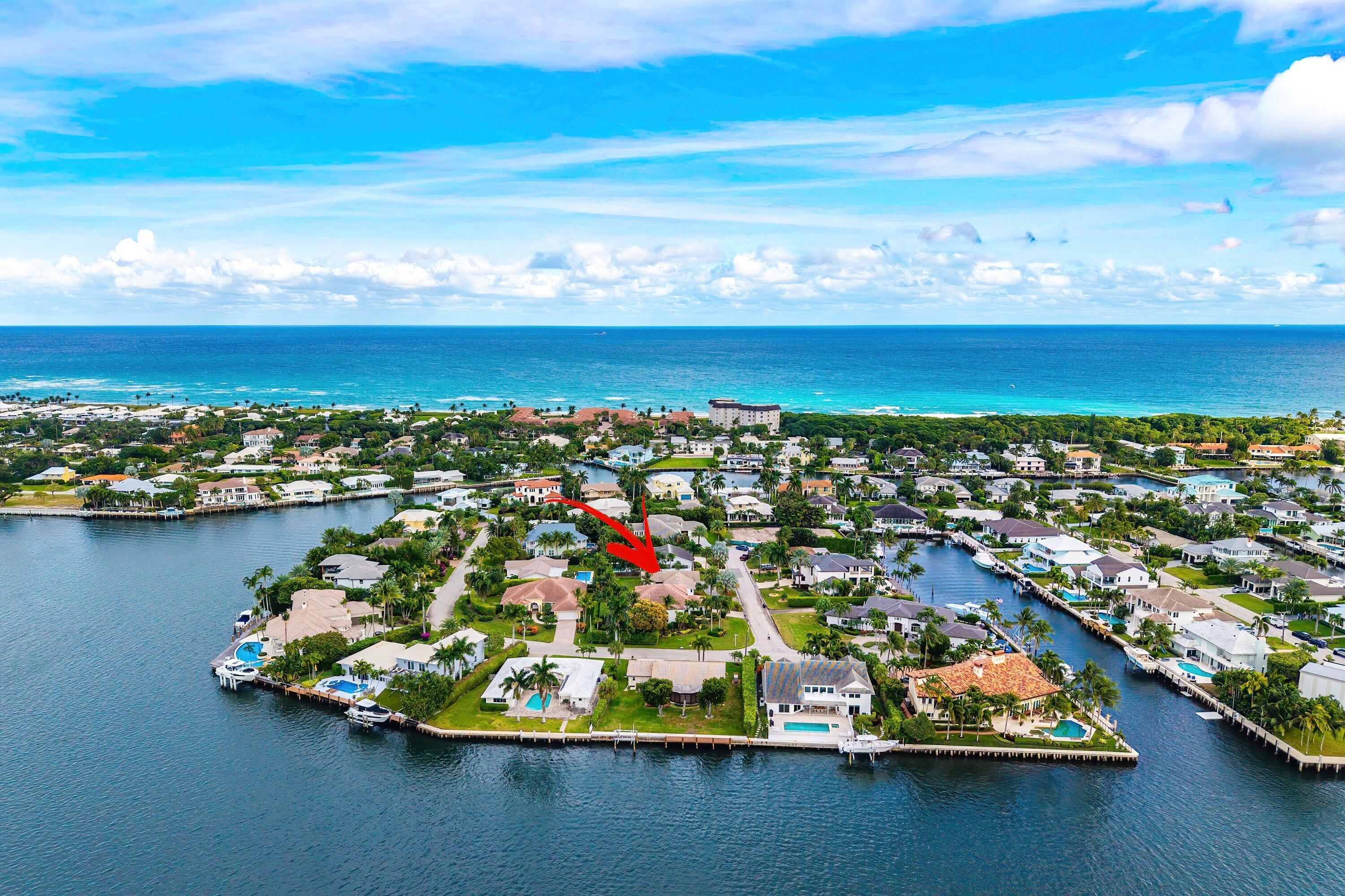 41 Bimini Cove Drive Ocean Ridge, FL 33435 - Photo 2 of 15 view of city and ocean