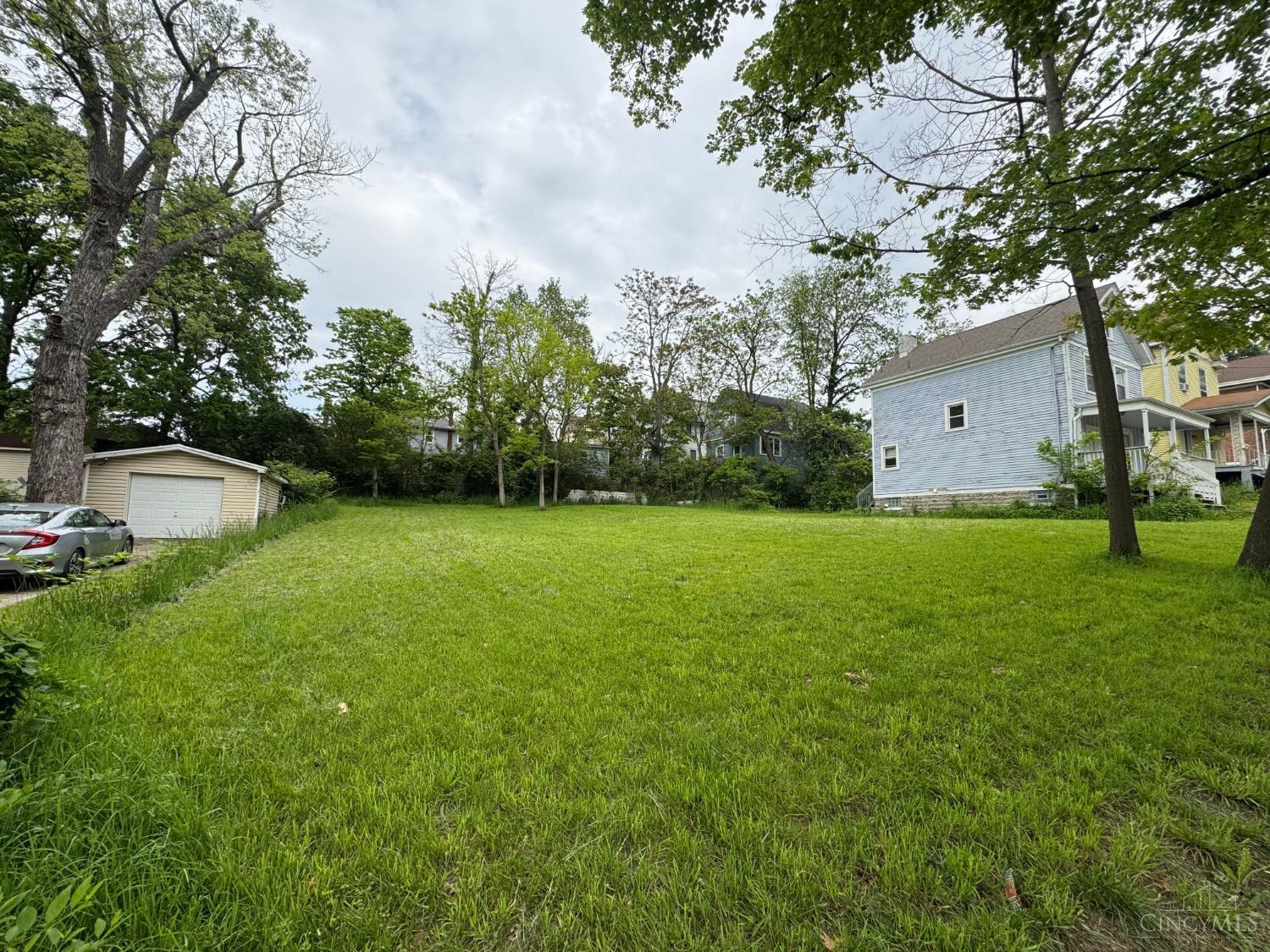 610 Riddle Road Cincinnati, OH 45220 - Photo 1 of 3 Gallery Image 1
