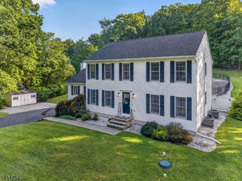 7 Ike Williams Road Newton, NJ 07860 - Photo 3 of 38 Gallery Image 3
