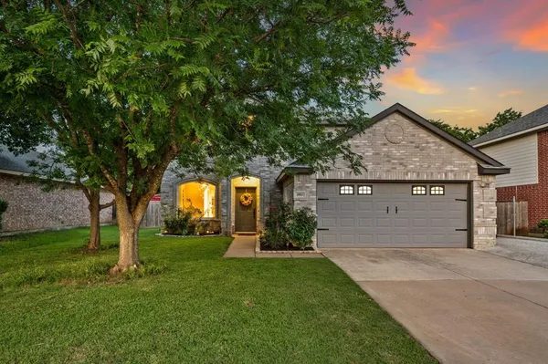 $470,000 | 2012 Collington Drive, Roanoke, TX 76262