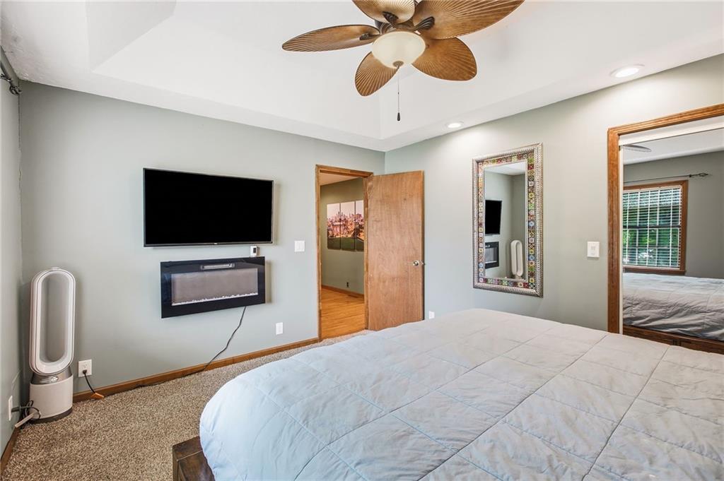 7116 Woodson Road Raytown, MO 64133 - Photo 14 of 48