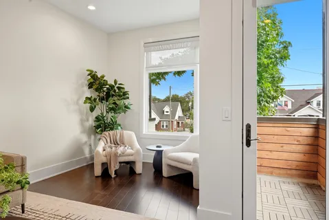 $749,900 | 2007 Beech Avenue, Nashville, TN 37204