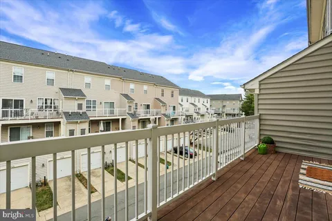 $625,000 | 723 Main Street, Unit 723B, Gaithersburg, MD 20878