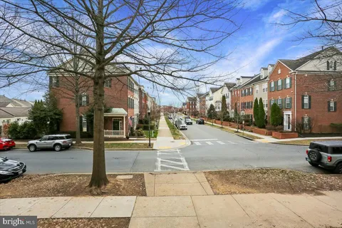 $625,000 | 723 Main Street, Unit 723B, Gaithersburg, MD 20878